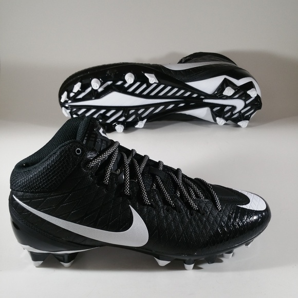 calvin johnson football cleats